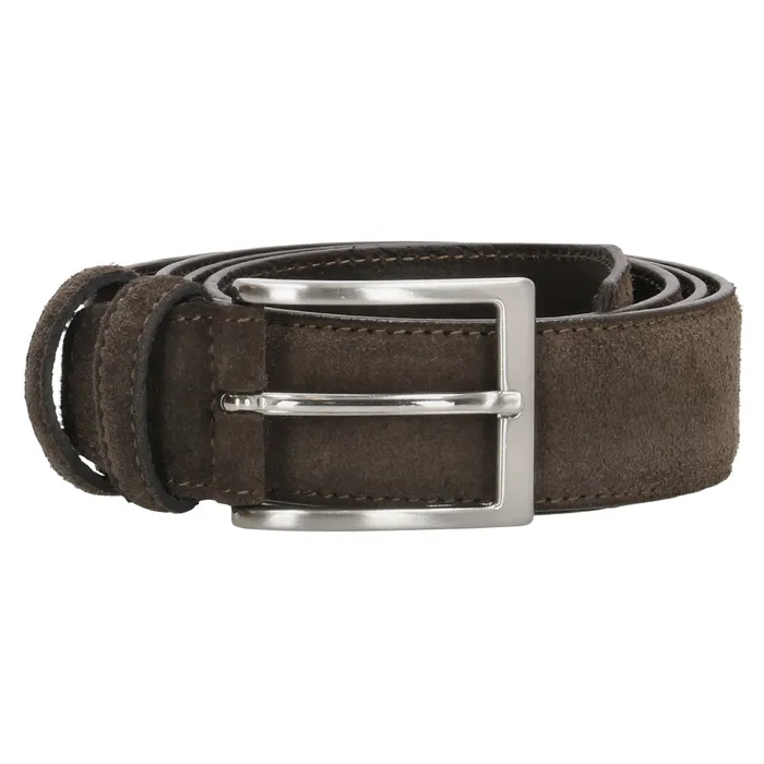 De D-Exclusive Napels Riem - 006 Bruin is een stijlvolle accessoire met modelnummer 18545006105.  Met zijn lengte van 105 cm is het perfect om je outfit te voltooien. Combineer deze riem met een nette broek of jeans voor een elegante, goed verzorgde look.