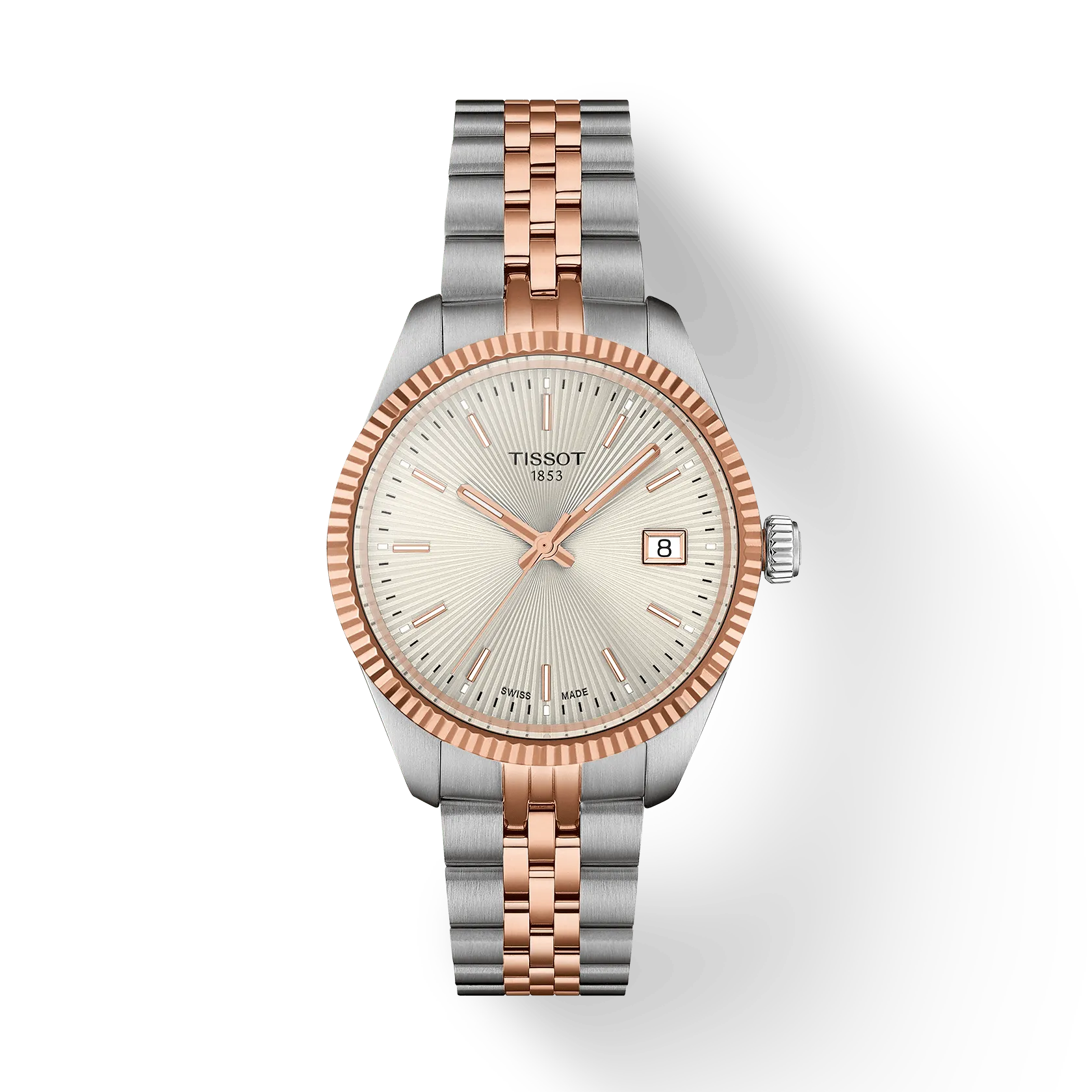 Een Tissot dames polshorloge model Ballade met een champagne kleurige wijzerplaat en staal met rose kleurige accenten.