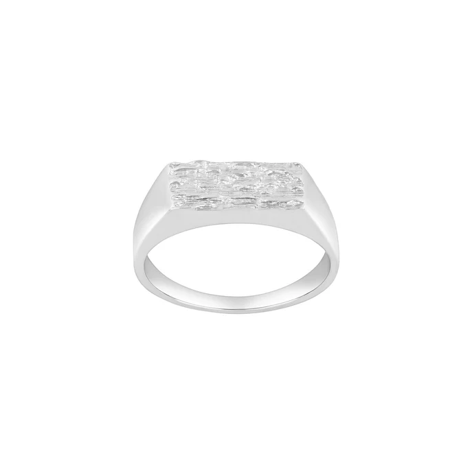 Der Nordahl Herrenring zeichnet sich durch elegantes Design und hochwertige Materialien aus. Perfekt f&uuml;r den stilbewussten Mann, kann dieser Ring sowohl zu formellen Anl&auml;ssen als auch im Alltag getragen werden. Tragen Sie ihn am Ringfinger oder je nach Stil am Mittelfinger f&uuml;r ein modisches Statement.

Eigenschaften:
- Kategorie: Schmuck
- Schmucktyp: Ring