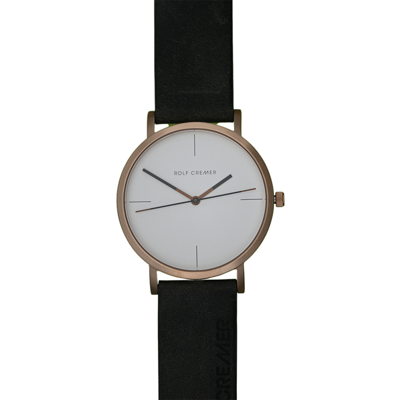 Dit Rolf Cremer horloge uit de serie "Twice" met artikelnummer 506402 is 36 mm breed en is gemaakt van roest vrij staal. Aan het horloge zit een horlogeband van zwart leer. Het horloge beschikt over een betrouwbaar quartz uurwerk, is 3 ATM waterdicht en is voorzien van mineraal glas.