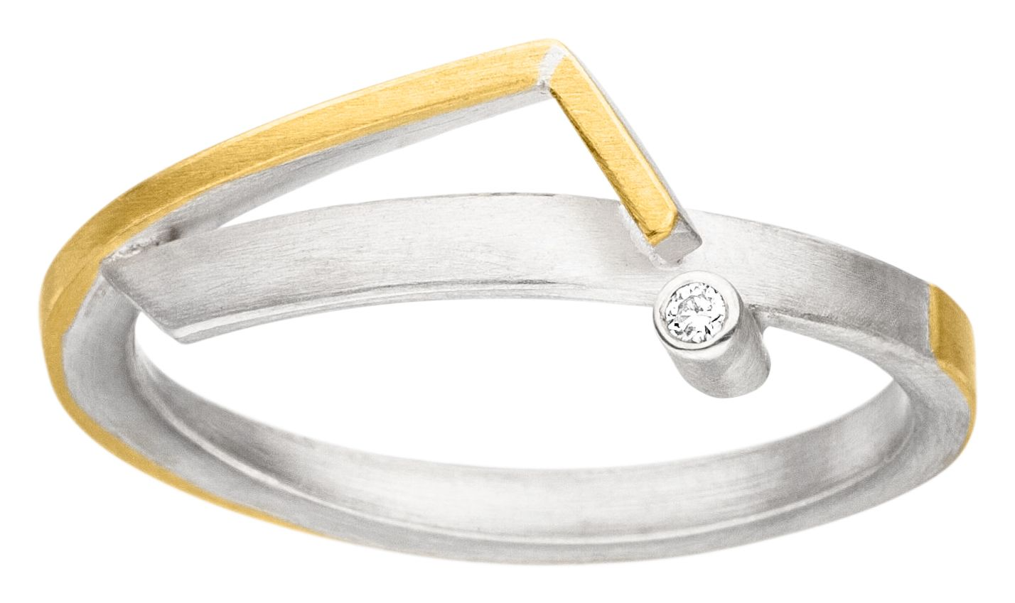 De handgemaakte design sieraden van MANU zijn stuk voor stuk iconen waarmee de drager zijn persoon onderstreept. Een bijzondere edelmetalen en contrastrijke combinaties kenmerken MANU.