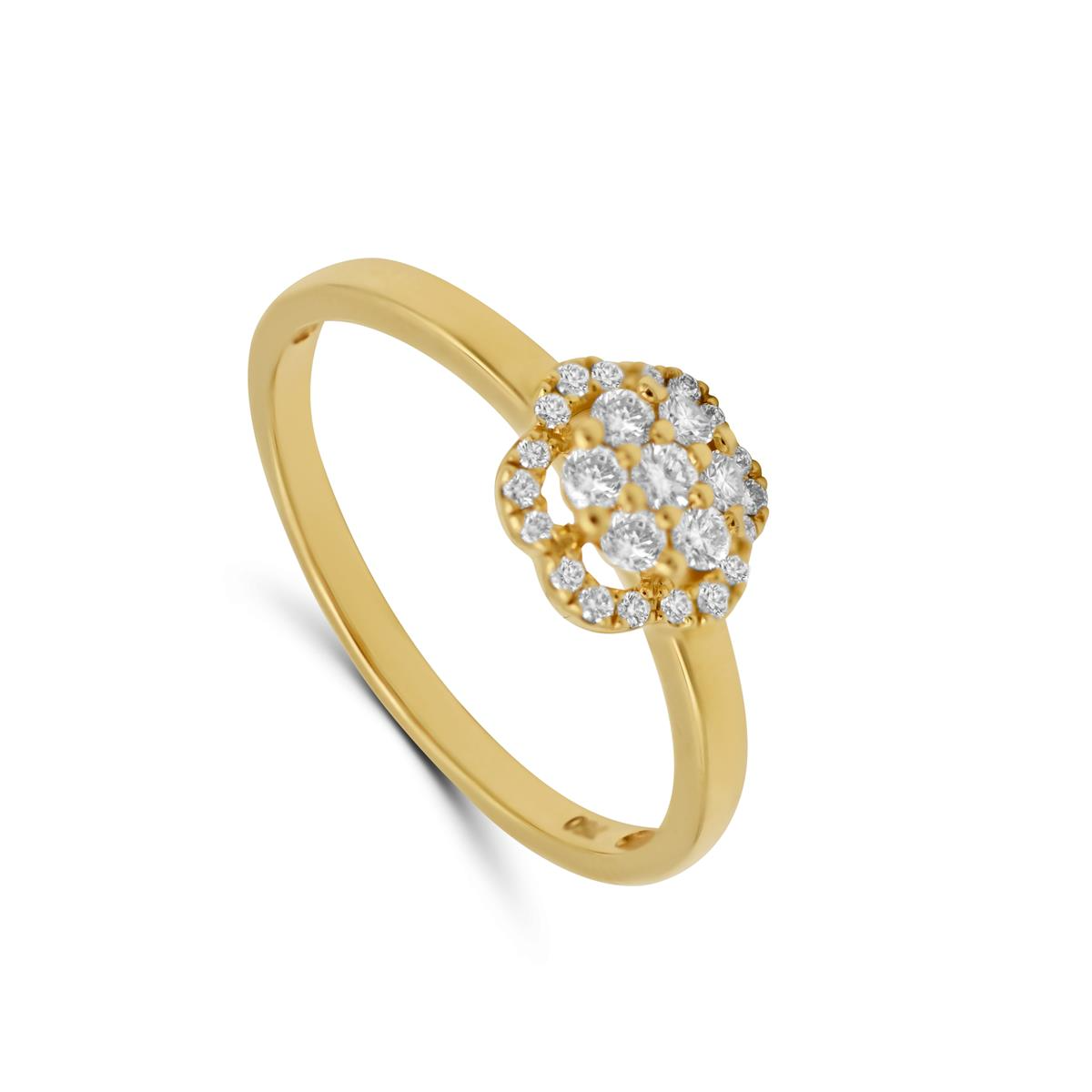 Een verfijnd sieraad dat de essentie van luxe en elegantie uitstraalt. Vervaardigd uit 18 karaats goud, heeft deze gouden ring een betoverende uitstraling die elke outfit complimenteert.