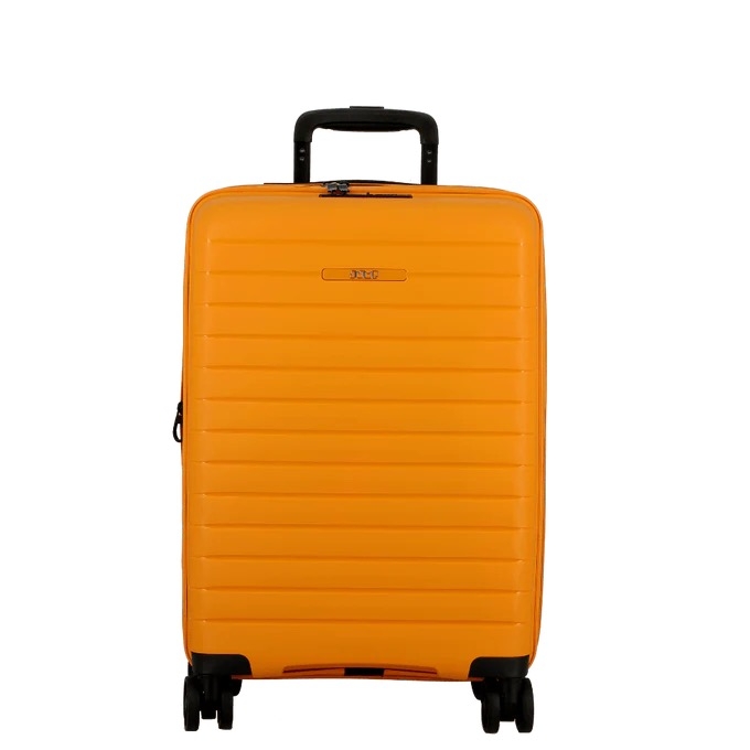 Ena&iuml;s Jump Cabinekoffer 55x35x20 cm &ndash; Lichtgewicht & Compact | Ref. TA20

Normale prijs: &euro;119

✔️ Compact formaat &ndash; ideaal als handbagage bij de meeste luchtvaartmaatschappijen
✔️ Lichtgewicht &ndash; slechts 2,4 kg
✔️ Uitschuifbaar &ndash; tot +20% extra volume
✔️ Duurzame harde schaal &ndash; 100% polypropyleen

Maak je reis zorgeloos met de Ena&iuml;s Jump cabinekoffer. Deze stijlvolle en ultralichte koffer is ontworpen voor korte trips van 2 tot 3 dagen en voldoet aan de cabinevereisten van meer dan 40 luchtvaartmaatschappijen, waaronder KLM, Ryanair, Transavia, Air France, Lufthansa en vele anderen.

✨ Belangrijkste kenmerken:

Afmetingen: 55 x 35 x 20 cm &ndash; geschikt als handbagage

Gewicht: 2,4 kg

Volume: 32 liter (+20% uitbreidbaar)

Materiaal: 100% polypropyleen &ndash; licht, sterk en schokbestendig

Wielen: 4 geruisloze 360&deg; draaibare wielen voor maximale wendbaarheid

Slot: Ge&iuml;ntegreerd TSA-goedgekeurd cijferslot &ndash; veilig reizen

Interieur: Slim ingedeeld met vakken en elastische riemen voor georganiseerde bagage

 Compatibel met de meeste luchtvaartmaatschappijen, waaronder:

Aer Lingus, Air France, British Airways, Brussels Airlines, EasyJet, Emirates, KLM, Lufthansa, Ryanair, Transavia, Wizz Air en vele anderen.

Of je nu een citytrip plant of een korte zakenreis, de Ena&iuml;s Jump cabinekoffer is je perfecte reispartner. Compact, praktisch en stijlvol &ndash; een must-have voor elke moderne reiziger.
