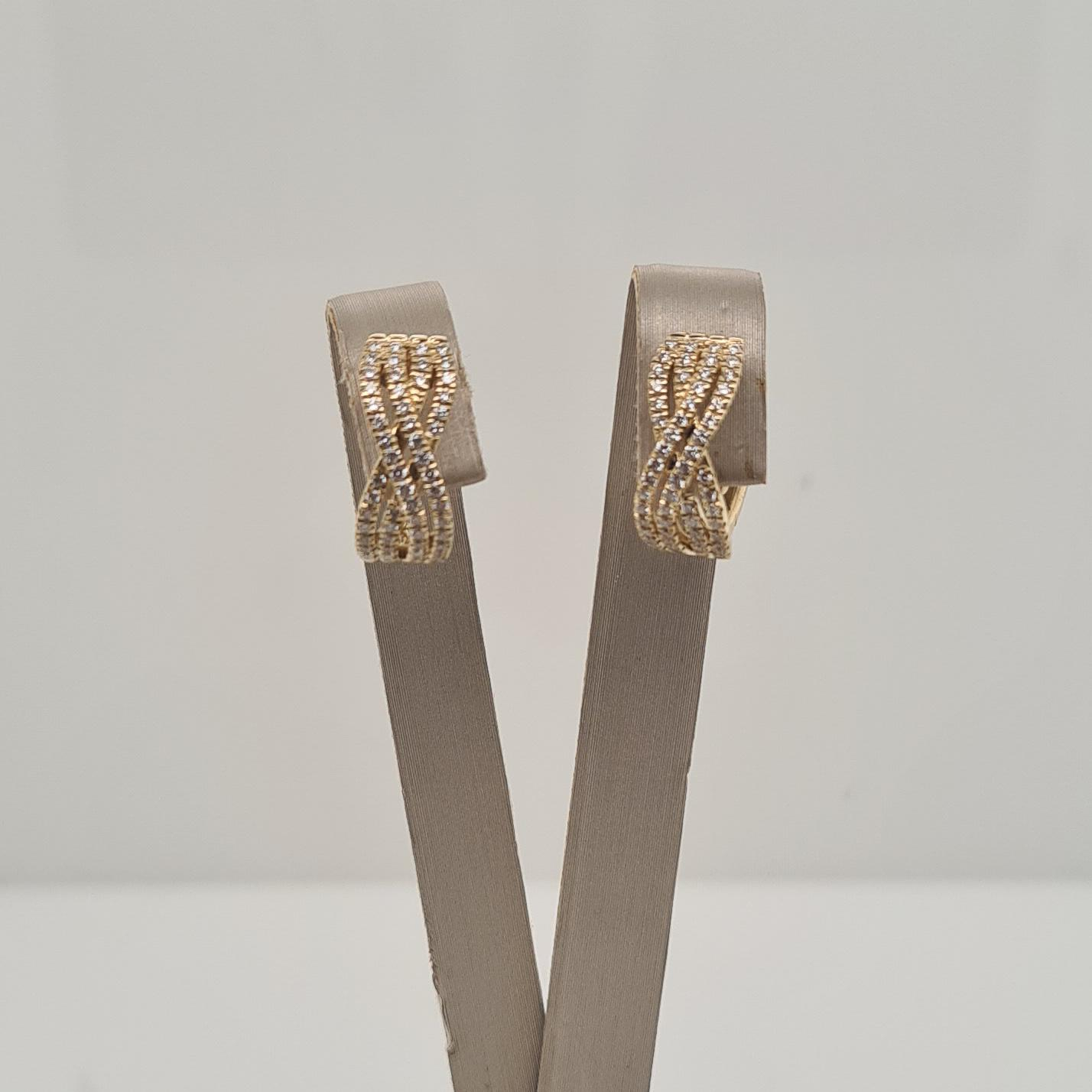 14krt gouden oorsieraden met diamant