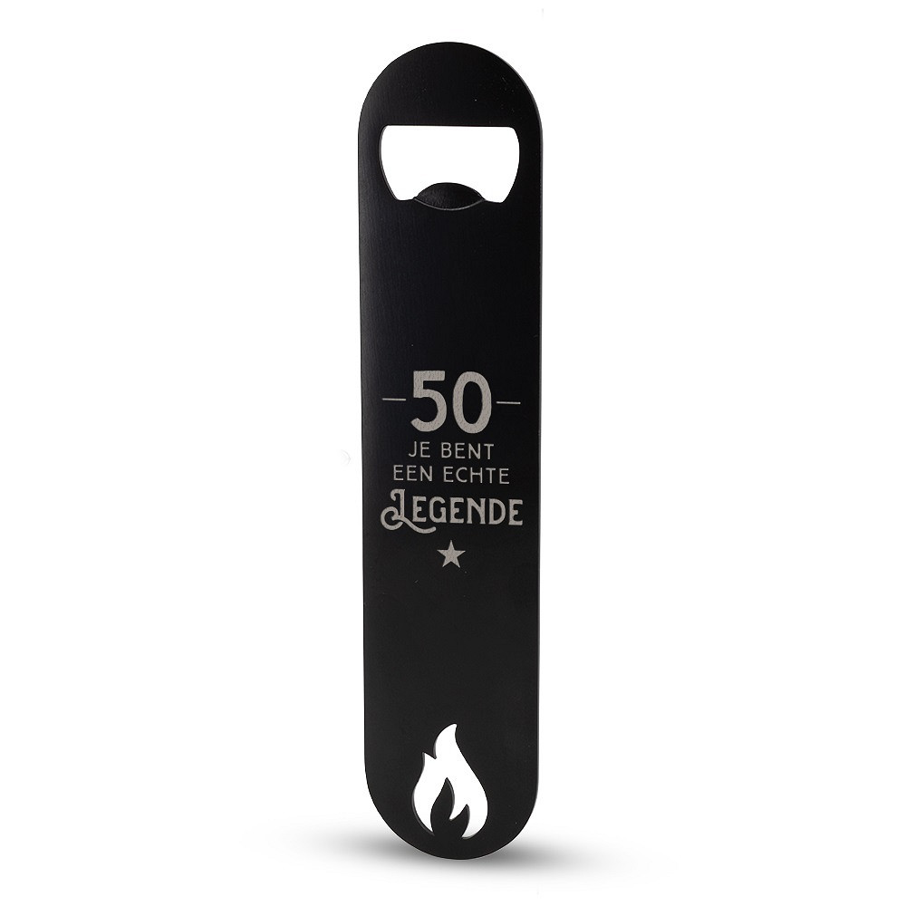 De Lekker Stoer - Opener - 50 Jaar, modelnummer 36764, is een uniek accessoire binnen de categorie TOYS_HOBBY_PARTY. Het is perfect voor feestelijke gelegenheden en maakt een geweldige indruk als cadeau. De opener kan eenvoudig worden gedragen als een opvallend accessoire of decoratief item op feestjes, waardoor het een praktisch en stijlvol gespreksonderwerp wordt.