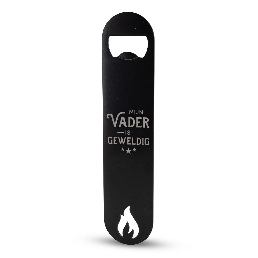 De Lekker stoer - Opener - Beste Vader 36765 is een stijlvolle flesopener, perfect voor elke vader. Deze unieke opener valt onder de categorie SPEELGOED_HOBBY_FEEST. Draag het als een sleutelhanger of bewaar het in je keukenlade voor gemakkelijke toegang. Dit is een fantastisch cadeau voor elke gelegenheid. Voeg een persoonlijk tintje toe aan het openen van je favoriete drankjes.