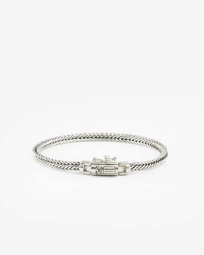 Productinformatie
Merk
Buddha to Buddha

Modelnummer
001K014640104
Kleur
Zilver
Lengte
18cm
Zilver gehalte
925