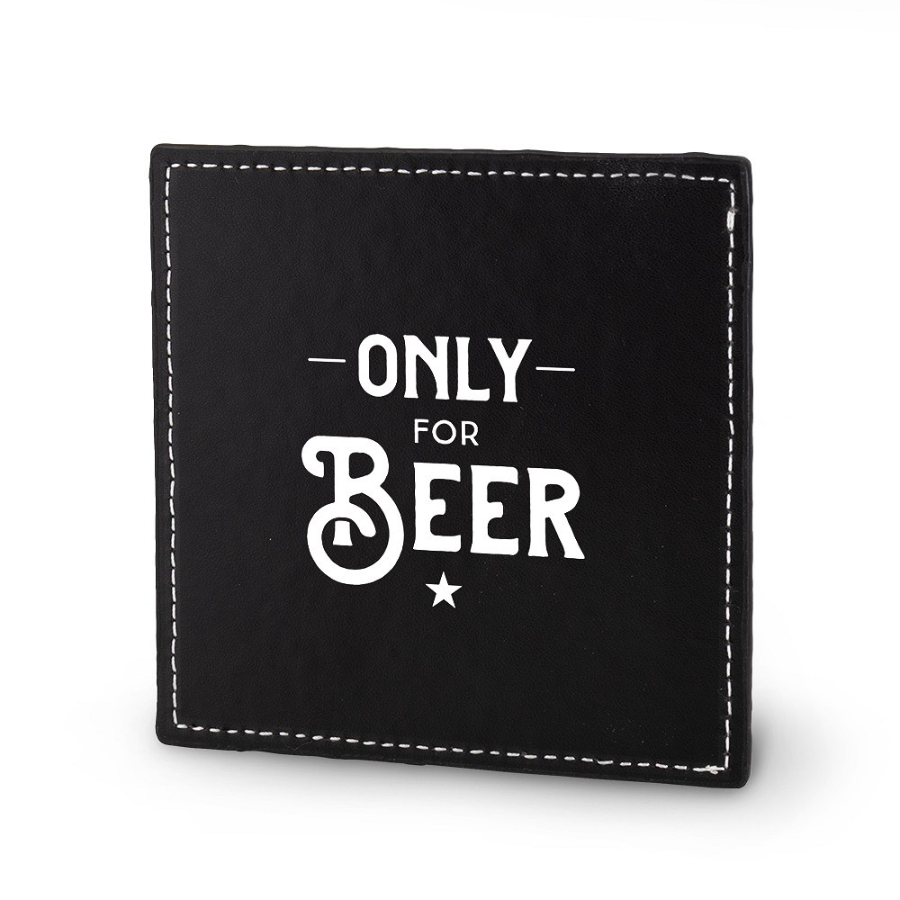 De "Lekker stoer - Onderzetter - Only for Beer", modelnummer 36790, is een stevige onderzetter die perfect is voor elke bierliefhebber die zijn tafel wil beschermen met stijl. Ideaal voor feestjes of gezellige avonden thuis, plaats eenvoudig je biertje op de onderzetter om kringen te voorkomen. Een must-have voor ieder feestje!