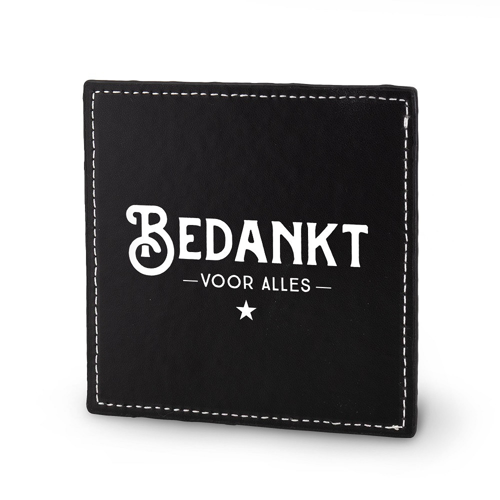 De Lekker stoer - Onderzetter - Bedankt met modelnummer 36791 is een leuke en functionele aanvulling voor elke tafelsetting. Deze onderzetters zijn ideaal om te gebruiken tijdens feestjes of als bedankje aan gasten. Perfect om stijlvol je glas op te zetten en je tafel te beschermen.