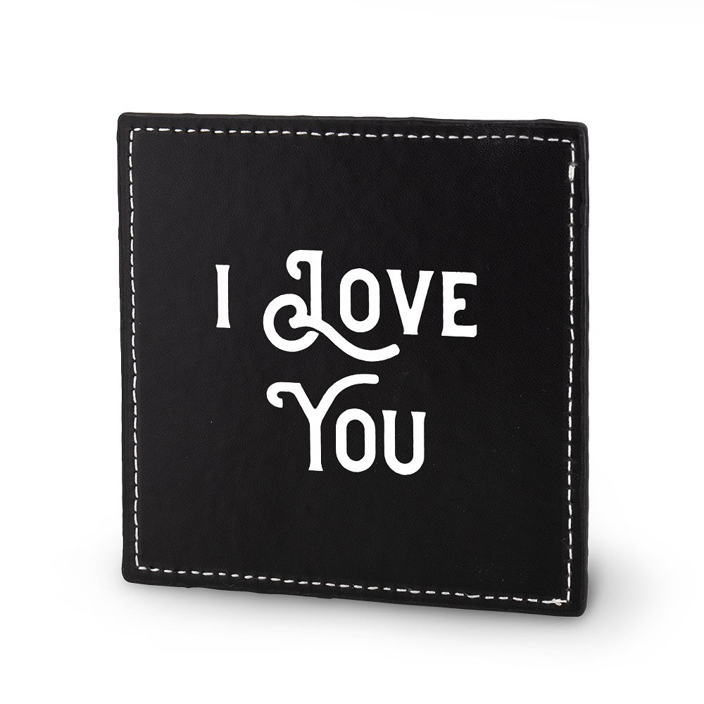 De Lekker stoer - Onderzetter - I love you, modelnummer 36788, is een unieke onderzetter. Ideaal voor het beschermen van je tafel tegen krassen en vlekken. Perfect te combineren met ander feestdecor of als liefdevol cadeau. Geweldig voor dagelijks gebruik tijdens koffie- of theemomenten. Voeg een speelse touch toe aan je interieur!