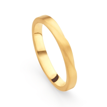 De ring is vervaardigd uit 18 karaat goud. 