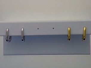 Das Produkt Sortiment Creolen Silber / GP, Modellnummer 660/198410, ist Teil der Kategorie Schmuck. Es handelt sich um Creolen-Ohringe, die durch ihr elegantes Design &uuml;berzeugen. Die besten Tragem&ouml;glichkeiten sind zu eleganten Anl&auml;ssen oder als stilvolle Erg&auml;nzung zu allt&auml;glichen Outfits. Tragen Sie sie zu hochgesteckten Frisuren, um die Ohrringe in den Vordergrund zu stellen.