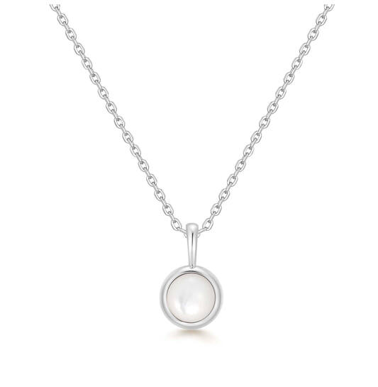 De Ania Haie zilveren collier is een stijlvolle ketting en een perfecte aanvulling op uw sieradencollectie. Door het verfijnde ontwerp is het ideaal voor zowel dagelijkse outfits als speciale gelegenheden. Draag het als enkel statementstuk of combineer het met andere kettingen voor een gelaagde look. Perfect voor elke gelegenheid.