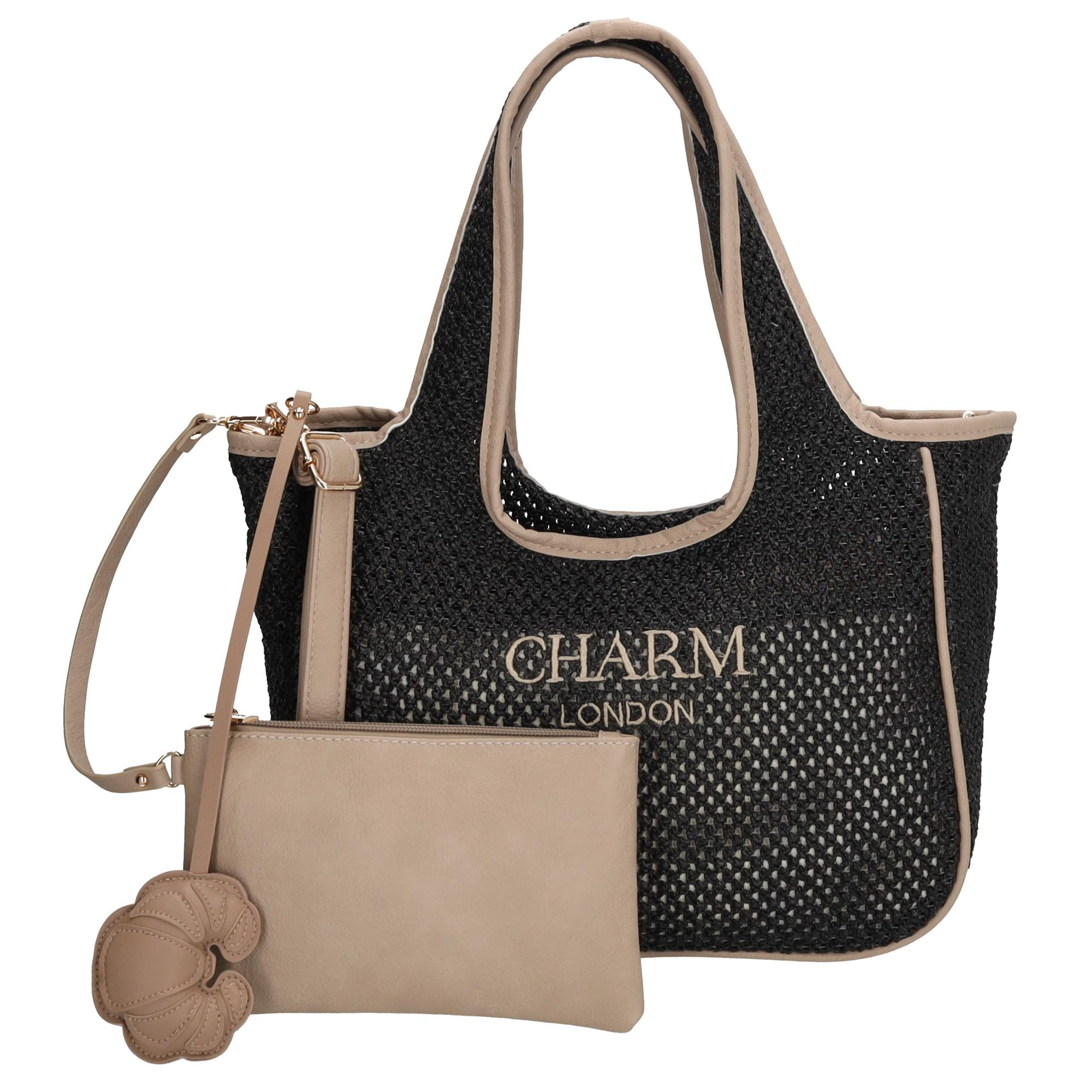 De Charm London Shoreditch Shopper is een stijlvolle shopper met een moderne riet look en een praktische indeling. De tas sluit met een drukknoop waardoor je snel bij je spullen kunt en alles netjes bij elkaar blijft. Het ruime formaat maakt deze shopper ideaal voor dagelijks gebruik of een dagje uit.

Binnenin vind je een ritsvak en een telefoonvak om je essentials overzichtelijk op te bergen. Daarnaast is de tas voorzien van een los binnentasje voor kleine items, handig voor spullen die je apart wilt houden. Aan de achterkant bevindt zich een extra ritsvak voor items die je snel bij de hand wilt hebben. De croissant bag charm zorgt voor een speelse en trendy finishing touch. Dankzij de lange verstelbare en afneembare schouderband draag je de shopper ook comfortabel over de schouder of crossbody.

Kenmerken:

Shopper met riet look
Sluit met drukknoop
Ritsvak aan de binnenkant
Telefoonvak aan de binnenkant
Achterritsvak
Los binnentasje voor kleine essentials
Lange verstelbare en afneembare schouderband
Croissant bag charm
