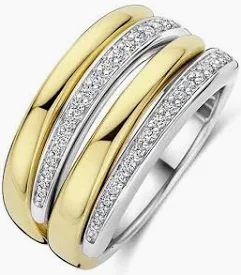 De TI SENTO Ring Gilded, modelnummer 12409ZY/58, is een verfijnd juweel uitgevoerd als ring. Dit sieraad voegt een vleugje elegantie en stijl aan elke outfit toe. Draag deze ring solo voor een subtiele look of combineer met andere ringen voor een trendy, gelaagde stijl. Ideaal voor zowel dagelijks gebruik als speciale gelegenheden.