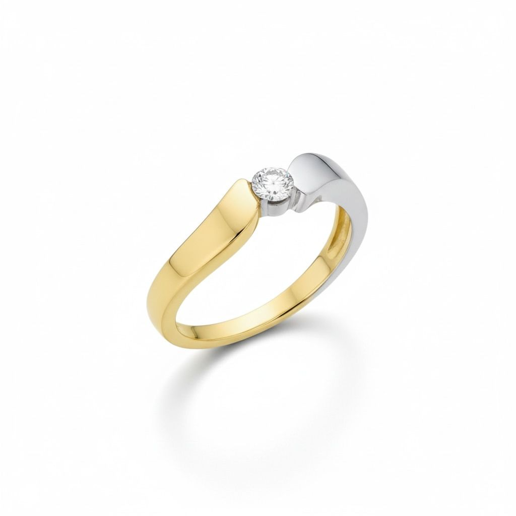14 karaat bicolor ring witgoud en geelgoud met briljant van 0,14 caraat G/SI