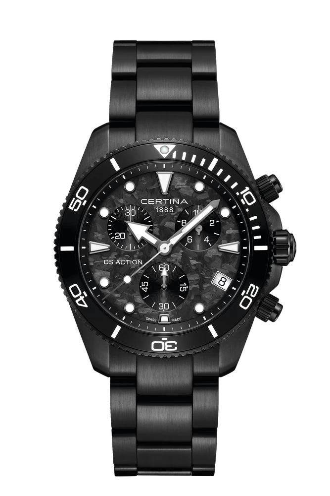Dit horloge met modelnummer C0484173320100 biedt een strak, modern design met een roestvrijstalen kast en band. Het heeft een zwarte wijzerplaat, saffier gecoat glas en een rond ontwerp. Voorzien van Zwitserse quartz-beweging, chronograaf en datumaanduiding. Waterbestendig tot 30 meter. Draag het bij zowel formele als casual outfits voor een tijdloze, elegante look.