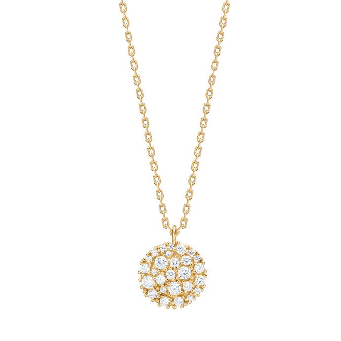 Die Vergoldete Silber Halskette besteht aus 925er Sterlingsilber und ist vergoldet. Als neue Halskette in der Kategorie Schmuck eignet sie sich perfekt f&uuml;r besondere Anl&auml;sse oder als t&auml;gliches Statement-Piece. Am besten kombinieren Sie sie mit eleganter oder l&auml;ssiger Kleidung, um einen stilvollen Akzent zu setzen.