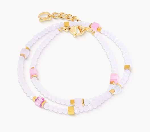 Deze Coeur de Lion armband, model 4460/30-1916, is een prachtige toevoeging aan je sieradencollectie. Met felgekleurde elementen straalt deze armband vreugde uit. Perfect te dragen om je pols als een statement stuk, of gestapeld met andere armbanden voor een trendy look. De armband heeft een lengte van 195 mm, ideaal voor dagelijks gebruik.