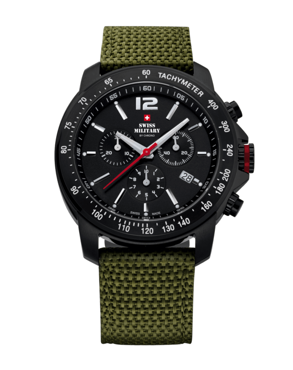 Diese Swiss Military by Chrono Armbanduhr beeindruckt mit einem 42 mm Edelstahlgeh&auml;use, gr&uuml;nem Canvas-Armband und schwarzem Zifferblatt. Mit Mineralglas, Datumfunktion, Quarzwerk und Wasserdichtigkeit bis 10 ATM. Sie ist ideal f&uuml;r ein sportlich-elegantes Outfit. Tragen Sie sie beim Outdoor-Abenteuer oder im Alltag f&uuml;r einen markanten Look.