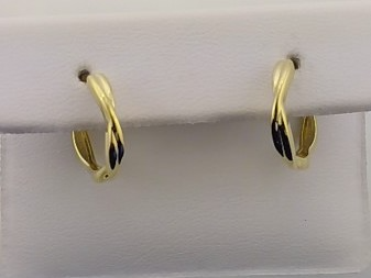 Die Paar Creolen Silber/GP, Modellnummer 507/196485, sind elegante Ohrringe aus einer nicht n&auml;her definierten Marke, die in die Kategorie &bdquo;Schmuck&ldquo; fallen. Diese Creolen verleihen jedem Outfit einen Hauch von Eleganz und sind besonders gut f&uuml;r feierliche Anl&auml;sse geeignet. Tragen Sie sie mit einem hochgesteckten Haar, um ihren Glanz zu betonen.