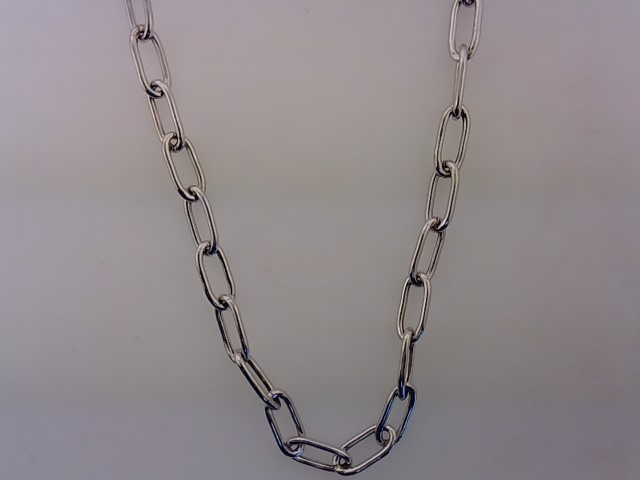 Der Collier Silber rh. 45cm, Modellnummer 395/196931/45, ist eine elegante Halskette, die zur Kategorie Schmuck geh&ouml;rt. Sie zeichnet sich durch ihre zeitlose Silberoptik und die Rhodinierung aus, die f&uuml;r zus&auml;tzlichen Glanz sorgt. Ideal f&uuml;r besondere Anl&auml;sse oder als stilvolles Accessoire im Alltag, l&auml;sst sie sich am besten mit einem schlichten Outfit kombinieren.