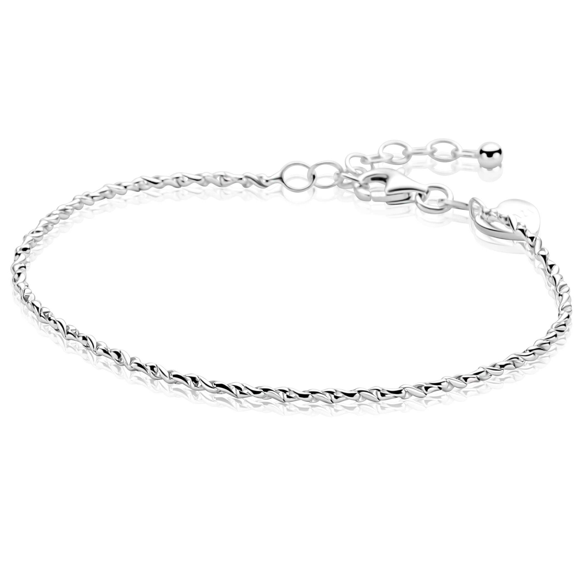 De ZINZI ZLV armband fantasie, model ZIA2843, is een verfijnde armband gemaakt van 925 sterling zilver. Het heeft een zilverkleurige afwerking en valt onder de fantasie-categorie van armbanden. Met een lengte van 200 mm draag je deze elegante armband het beste solo of gecombineerd met andere ZINZI sieraden voor een stijlvolle look.