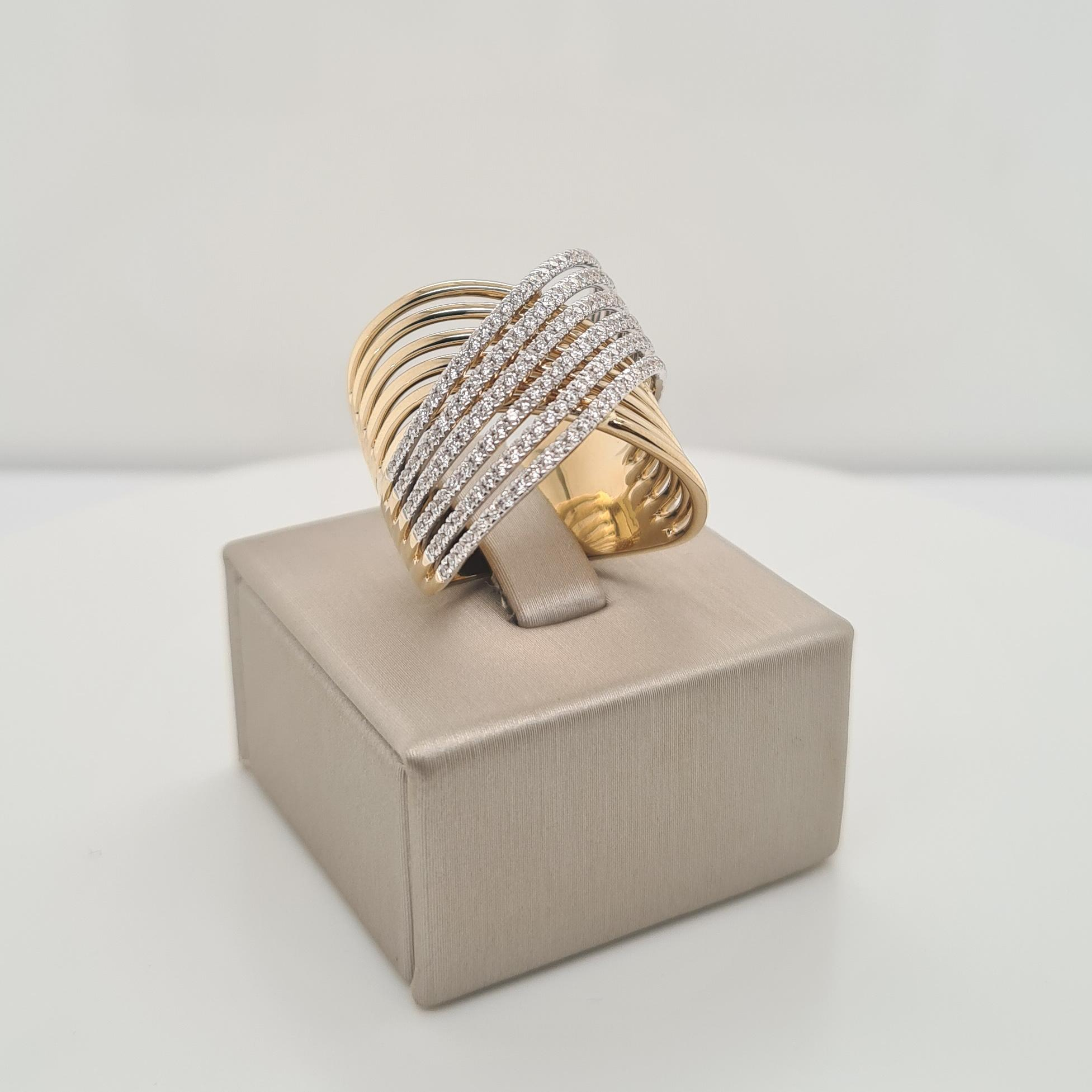 14krt gouden ring met diamant