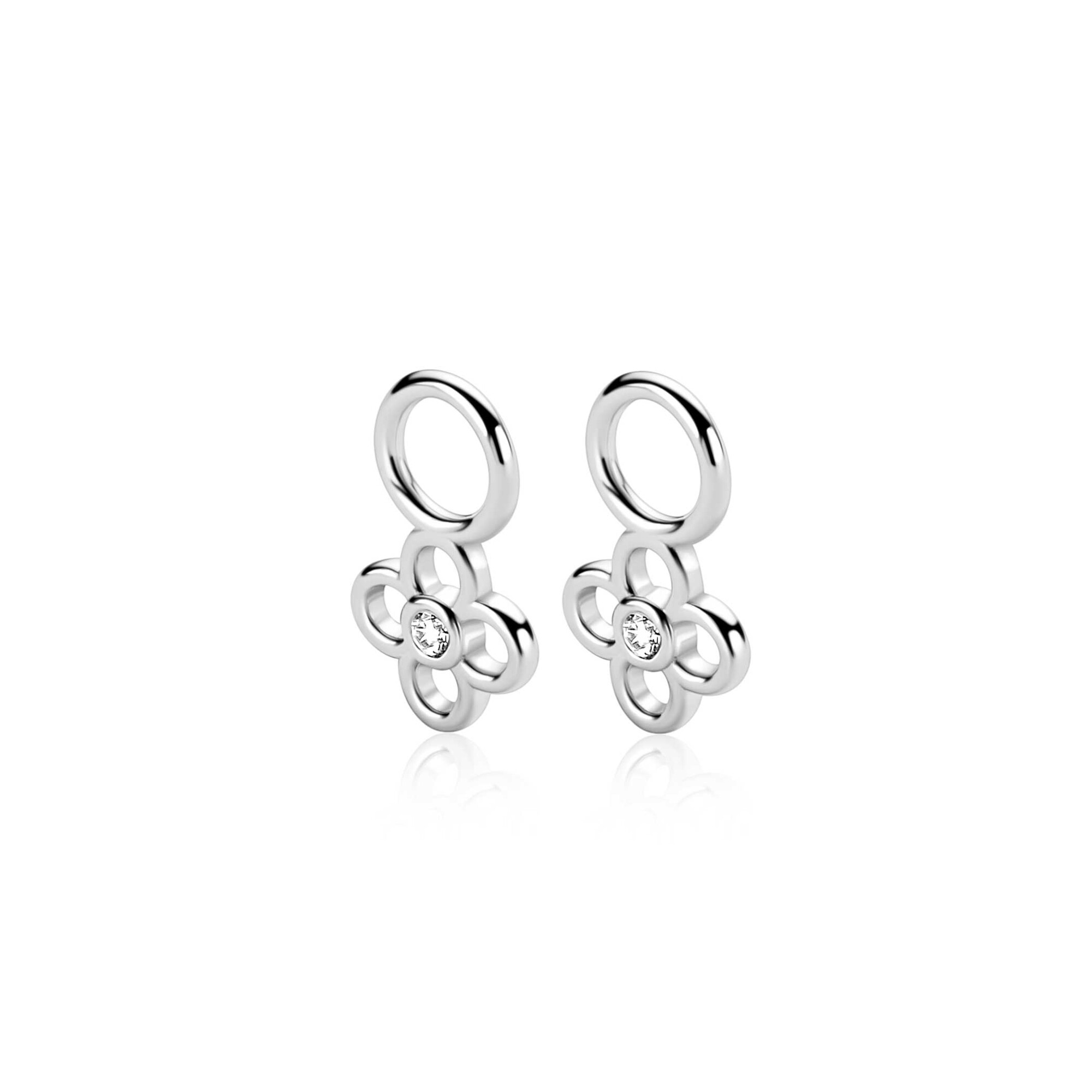 ZINZI zilveren oorbedel in open klaver vier vorm 7mm, bezet met een witte zirkonia in het midden. De oorbedels zijn vervaardigd van eerste gehalte zilver (925) en voorzien van een extra rodiumlaag voor een langdurige glans.