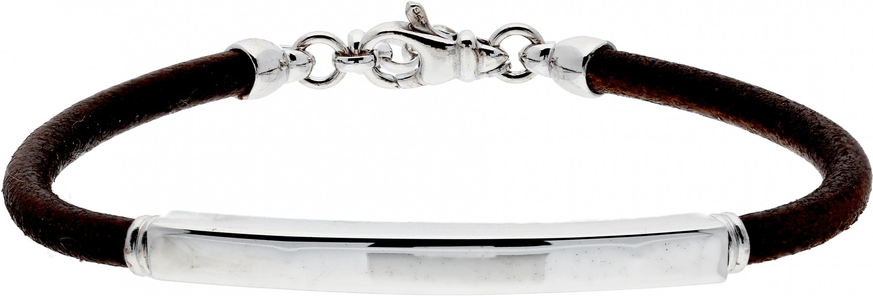 Deze armband is van het merk van Leeuwen. Het is een herensieraad gemaakt van leer. De armband is zwart van kleur.
De verdere specificaties van de armband zijn als volgt:
Soort bewerking: gerhodineerd
Lengte: 21
Steensoort: Geen edelsteen
Steenkleur: Geen steen