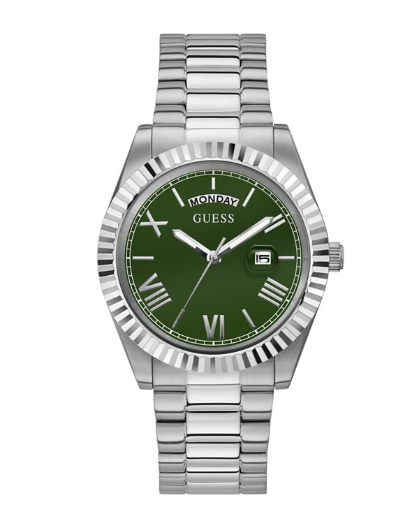 De MENS DRESS horloge, modelnummer GW0265G10, is een stijlvol polshorloge met een zilverkleurige metalen kast van 44 mm. Het heeft een datumfunctie en een elegante uitstraling. Het beste te dragen bij formele gelegenheden of zakelijke outfits, perfect voor een verfijnde en tijdloze look. Ideaal voor de moderne man die klasse uitstraalt.
