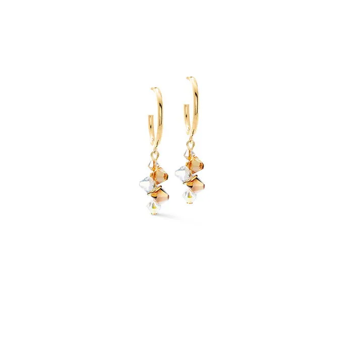 De product 4639/21 1016 is een prachtig paar hoepeloorbellen, perfect voor elke gelegenheid. Ze voegen een vleugje elegantie en stijl toe aan uw outfit. Draag ze met losse haren voor een casual look of met opgestoken haar voor een chique uitstraling. Deze oorbellen zijn een tijdloze toevoeging aan uw sieradencollectie.