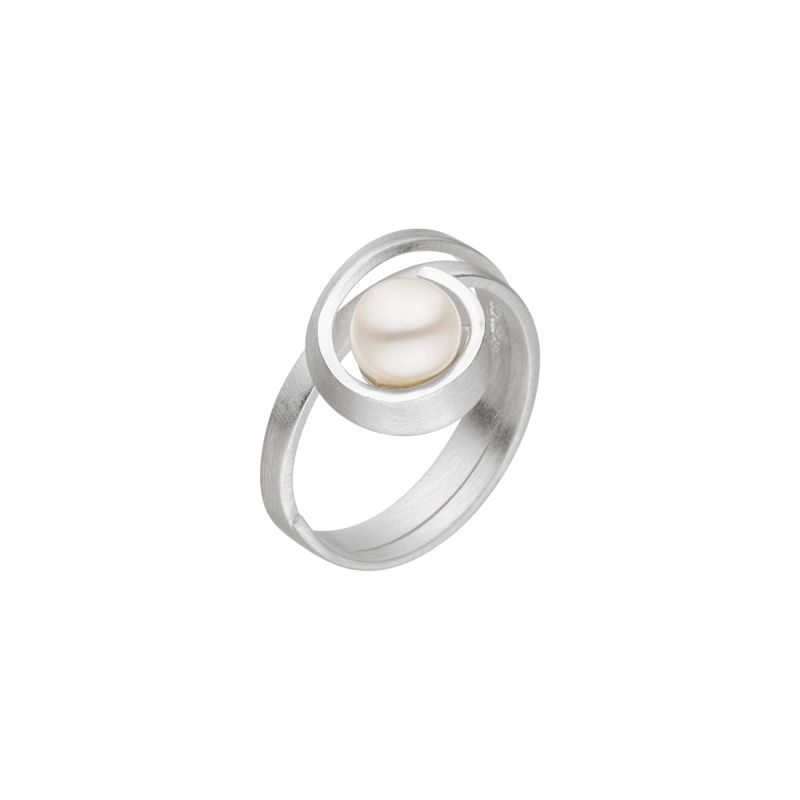 Zilveren ring met zoetwaterparel