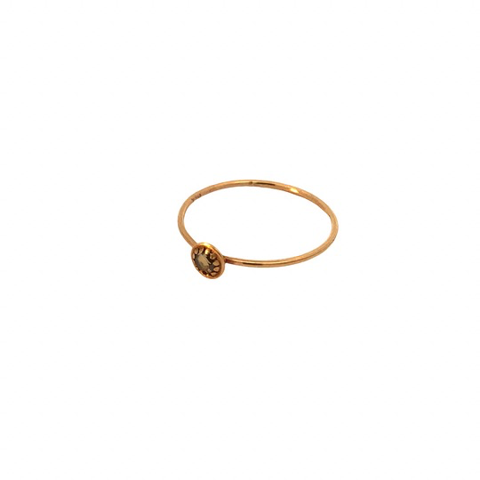 Der Ring 750 RG; Mini Utopia mit Diamant, Rosenquarz und Cognac ist ein elegantes Schmuckst&uuml;ck mit der Modellnummer 7/51193/002. Hergestellt aus hochwertigem Rotgold, kombiniert er Luxus und Stil. Der beste Weg, diesen Ring zu tragen, ist als Highlight zu einem schlichten Outfit, um seinen Glanz hervorzuheben und Eleganz zu verleihen.