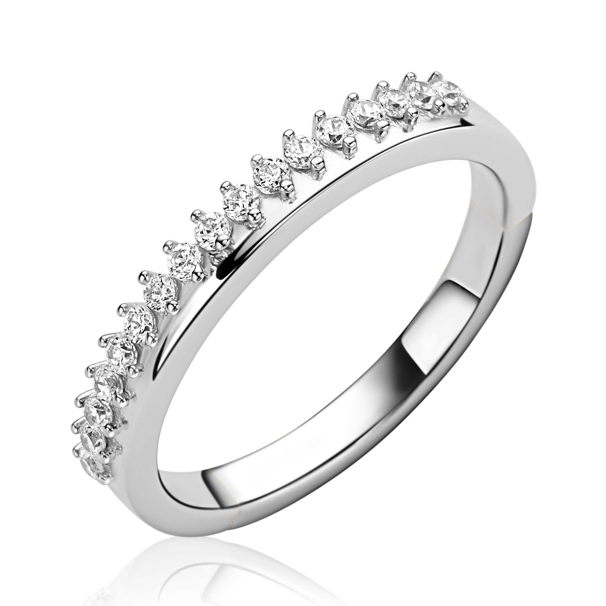 De ZINZI zlv. ring modelnummer ZIR2870-58 combineert een glanzende helft met een fonkelende helft bezaaid met zirconia's. Deze unieke mix biedt stijl en elegantie, perfect voor elke gelegenheid. Draag hem solo voor een subtiele look of combineer met andere ringen voor een trendy stapel-effect. Een verfijnde toevoeging voor elke sieradencollectie.