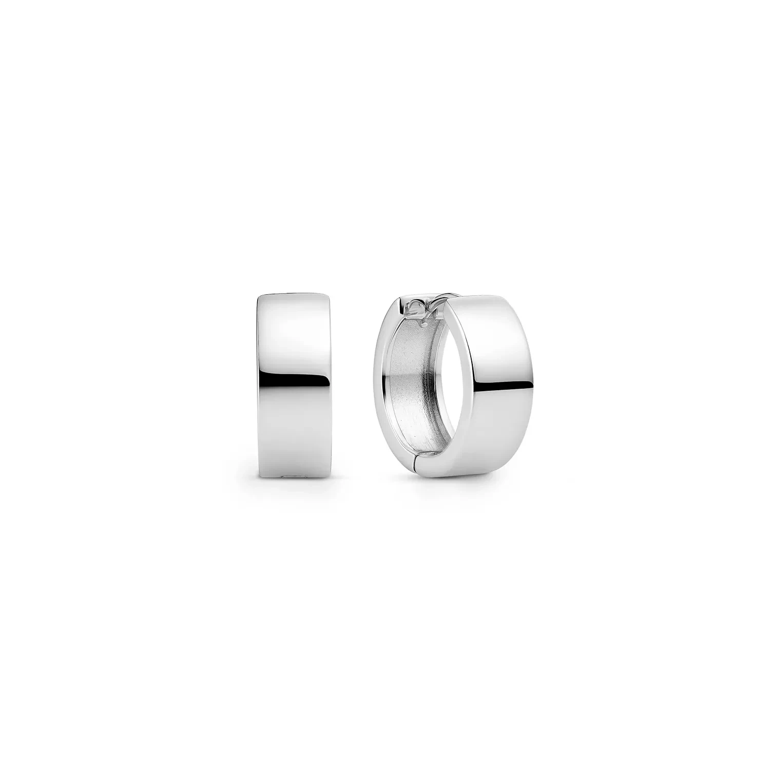 De COMO OORBELLEN ZILVER SJ-E2780 zijn stijlvolle creolen van ongedefinieerd merk, ideaal voor elke sieradenverzameling. Ze vallen onder de categorie "Jewel" met het type "Creole Earrings". Perfect voor zowel casual als formele gelegenheden. Combineer ze met opgestoken haar en een elegante outfit om de glanzende zilveren afwerking extra te laten stralen.