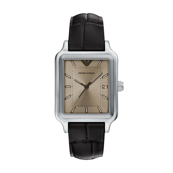 Het Emporio Armani Rechthoekig Heren Horloge AR11756 heeft een roestvrijstalen kast in zilverkleur met mineraalglas en een zwarte leren band. De wijzerplaat is analoog met strepen. Het horloge biedt een datumaanduiding en is waterbestendig tot niveau 5. Ideaal voor zowel formele als casual gelegenheden.

Draagtip: Perfect te combineren met een zakelijk of stijlvol casual outfit.