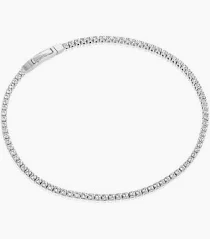 De armband isin zilver volledig gezt met zirkonium steentjes uit de reeks Ellera