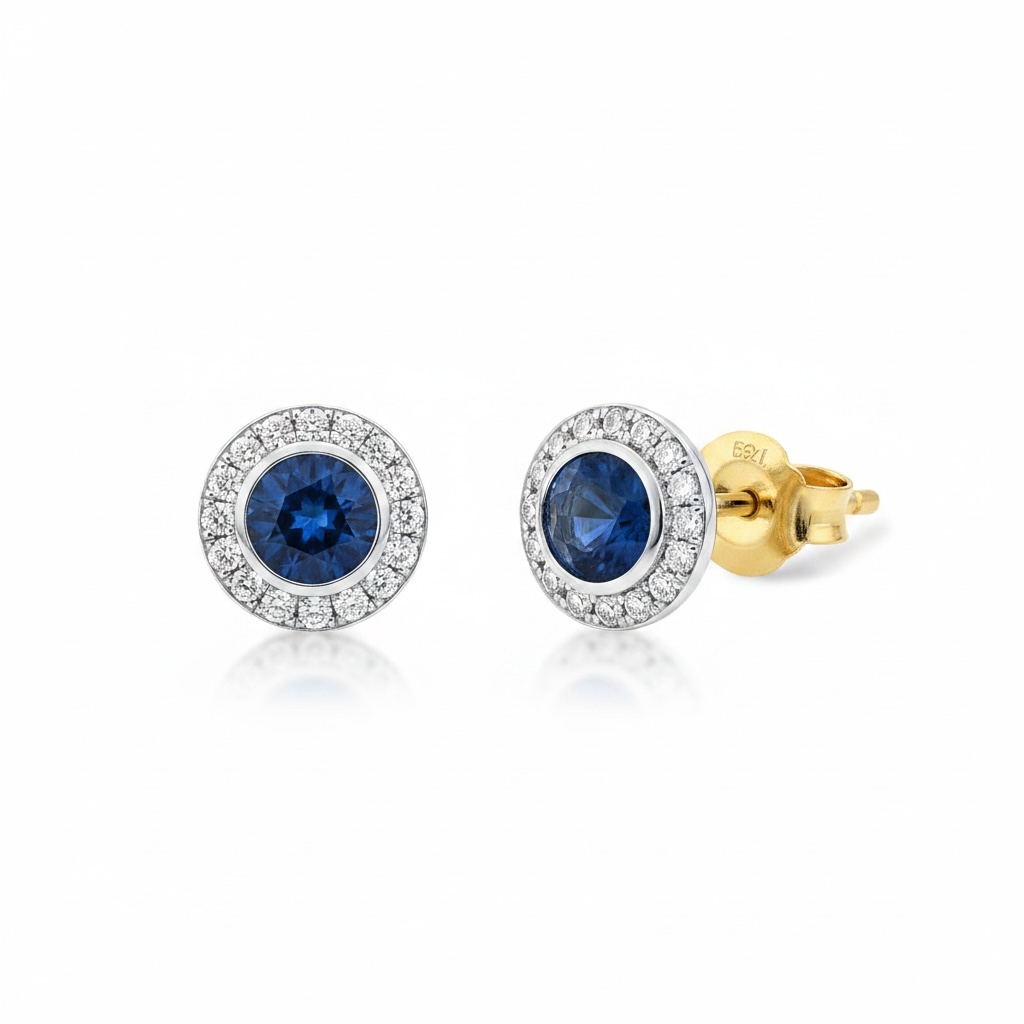 14 karaats bicolor oorknoppen met briljant geslepen diamanten van totaal 0.10 caraat en 2x saffier van 4 mm.