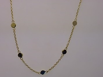 Das Produkt Collier Silbervergoldet 925 mit Pl&auml;ttchen, Modellnummer 26-300, ist ein elegantes Schmuckst&uuml;ck. Es geh&ouml;rt zur Kategorie der Schmuckst&uuml;cke und ist ein Halskette, mit einer Gr&ouml;&szlig;e von 450. Tragen Sie es am besten als Statement-Piece &uuml;ber einem schlichten Oberteil oder Kleid, um den eleganten Look zu betonen. Perfekt f&uuml;r besondere Anl&auml;sse.