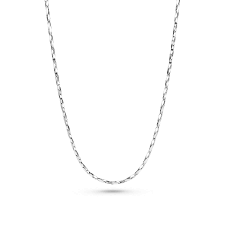 De ketting is in zilver uit de reeks Savona