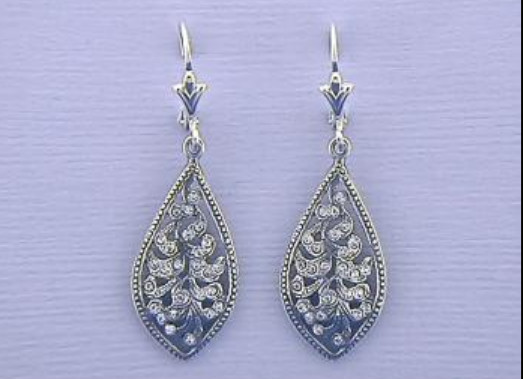 Zilveren oorhangers met Swarovski kristal. Art Nouveau