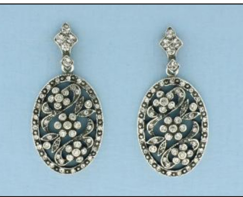 Zilveren oorhangers bloem en Swarovski kristal. Victorian