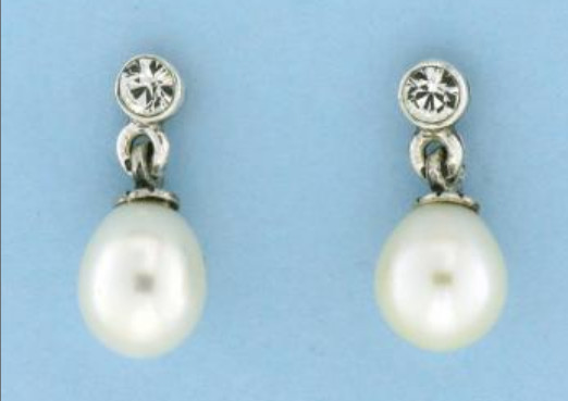 Zilveren oorknoppen met druppel parel hanger. Art Deco