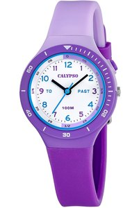 De K5880/2 horloge biedt een elegante stijl en precisie. Met een tijdloos ontwerp past het perfect bij zowel formele als casual outfits. Draag het stevig om de pols voor een comfortabele pasvorm en maximale functionaliteit. Ideaal voor dagelijks gebruik of speciale gelegenheden, voegt het een vleugje verfijning toe aan elke kledingkeuze.