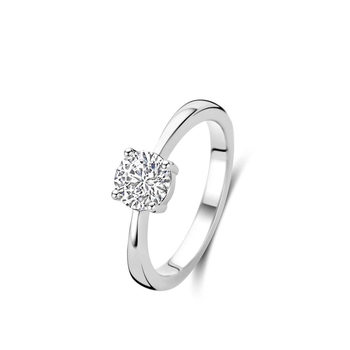Naiomy Zilveren Ring met Zirkonia model N4R59/54 is een elegante ring van 925 sterling zilver, nikkelvrij en zilverkleurig. Met een gewicht van 2,6 gram en maat 54 is het een verfijnd sieraad. Perfect om solo te dragen of te combineren met andere zilveren sieraden voor een stijlvolle look. Geschikt voor dagelijks gebruik en speciale gelegenheden.