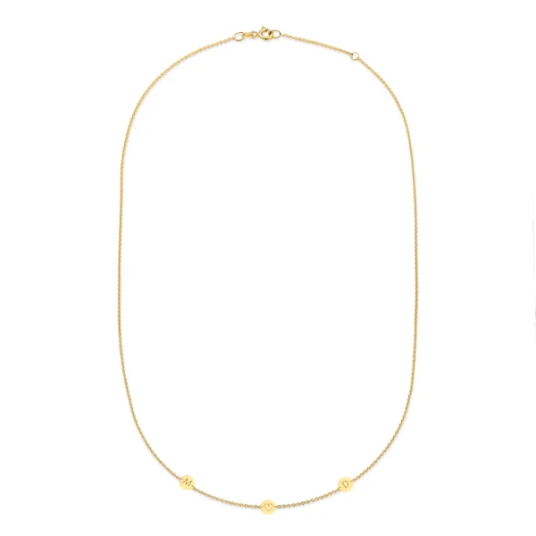 De Minioro gouden collier is een verfijnd sieraad, gemaakt van 14-karaats goud. Deze prachtige ketting valt onder de categorie sieraden en is perfect voor elke gelegenheid. Draag het solo voor een subtiele elegantie of combineer het met andere kettingen voor een trendy laagjeslook. Een tijdloos item dat elke outfit verrijkt.