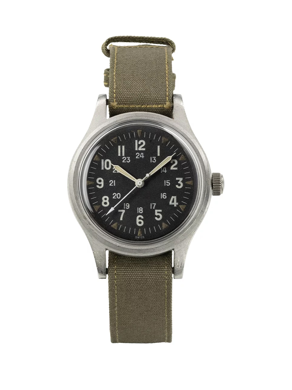e Mechanical 36 mm is ge&iuml;nspireerd op het FAPD 5101-navigatiehorloge dat rond 1970 aan bemanningsleden van de Amerikaanse luchtmacht werd uitgereikt en laat de robuuste eenvoud van een militair instrument opnieuw tot leven komen. De matte kast, de vaste beugels, het acrylglas en de kaki katoenen NATO-band liggen in lijn met het oorspronkelijke design en worden verder aangevuld met Super-LumiNova&reg; Grade X2 en een beschermende stofkap. Dit speciale model, dat uitsluitend in 2026 wordt geproduceerd, is een eerbetoon aan het militaire erfgoed van Hamilton en is voorzien van authentieke, doelgerichte details.