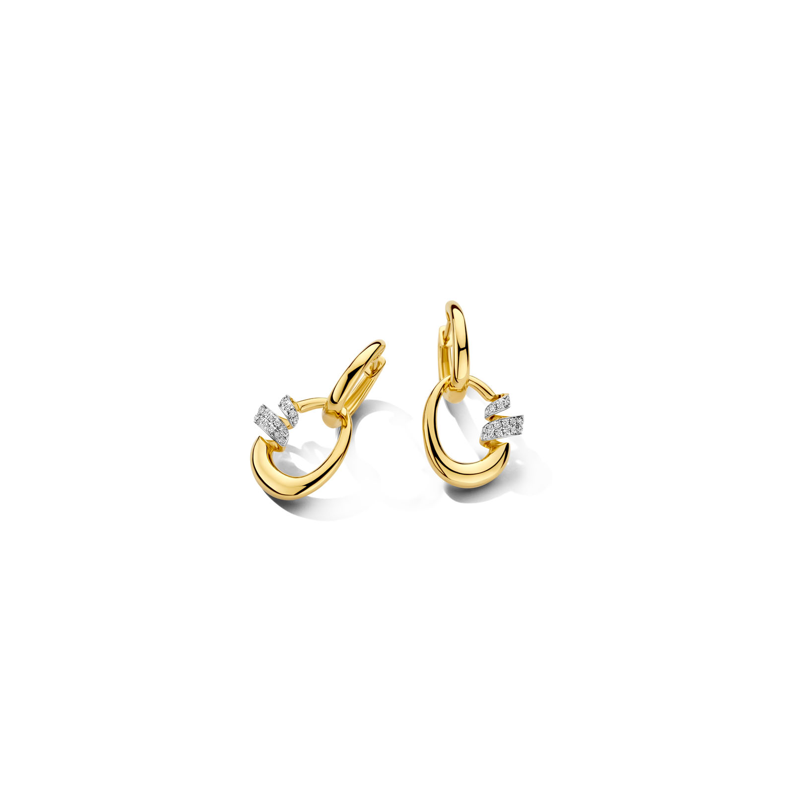 Oorringen goud 18kt met natuurlijke diamant