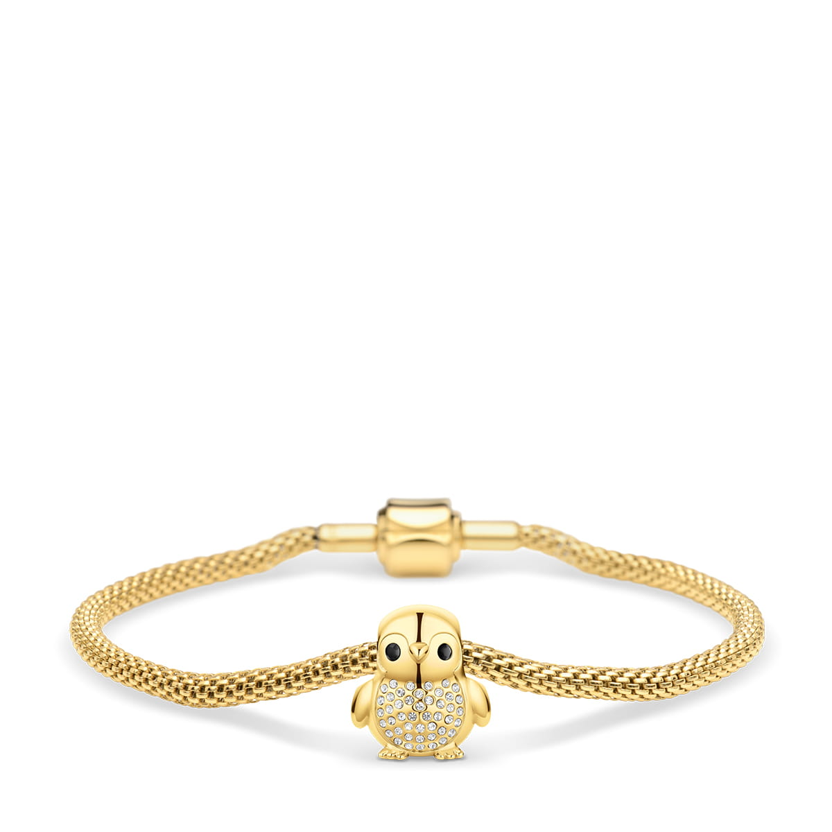 Warme goudtinten, fonkelende details en Arctische charme komen samen in deze elegante BERING armband.

De goudkleurige mesh-armband van roestvrij staal heeft een zachte en flexibele structuur die zorgt voor comfortabel draaggemak en een moderne Scandinavische uitstraling. In het midden schittert een schattige pingu&iuml;n-hanger bezet met sprankelende kristallen, die het minimalistische ontwerp een speels en luxueus accent geeft. De gepolijste gouden afwerking voegt warmte en elegantie toe, terwijl de verstelbare schuifsluiting zorgt voor een perfecte pasvorm.